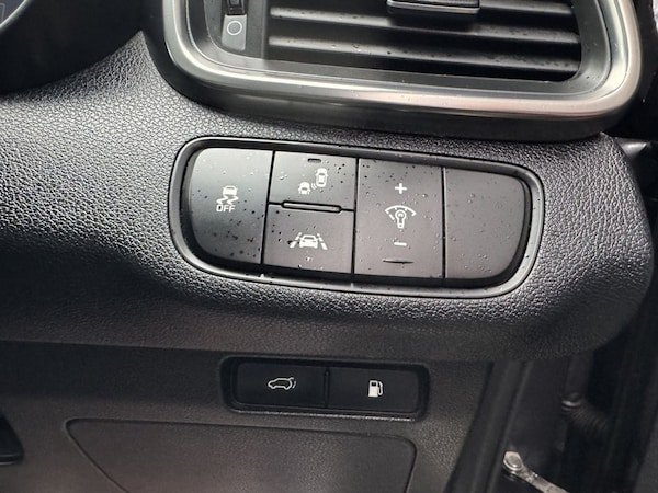Used Kia Sorento 2017 for sale - 76256152: Photo 28