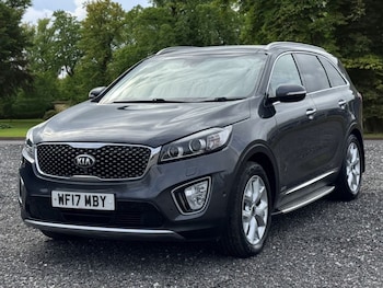 Used Kia Sorento 2017 for sale - 76256152: Photo 2