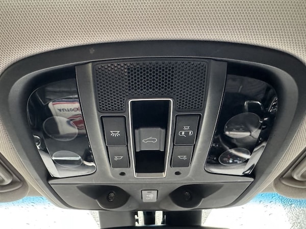 Used Kia Sorento 2017 for sale - 76256152: Photo 34