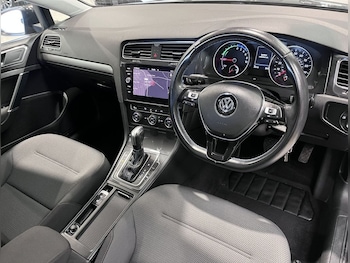 Used Volkswagen Golf 2020 for sale - 78458643: Photo