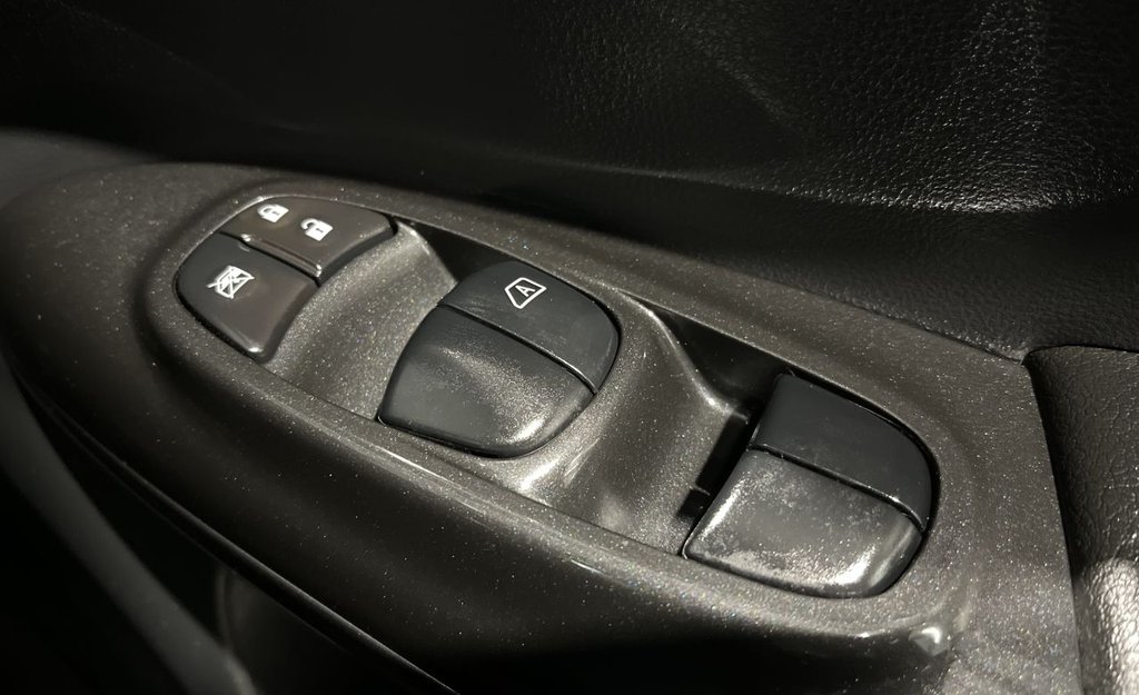 Used Nissan Juke 2018 for sale - 77821061: Photo 12