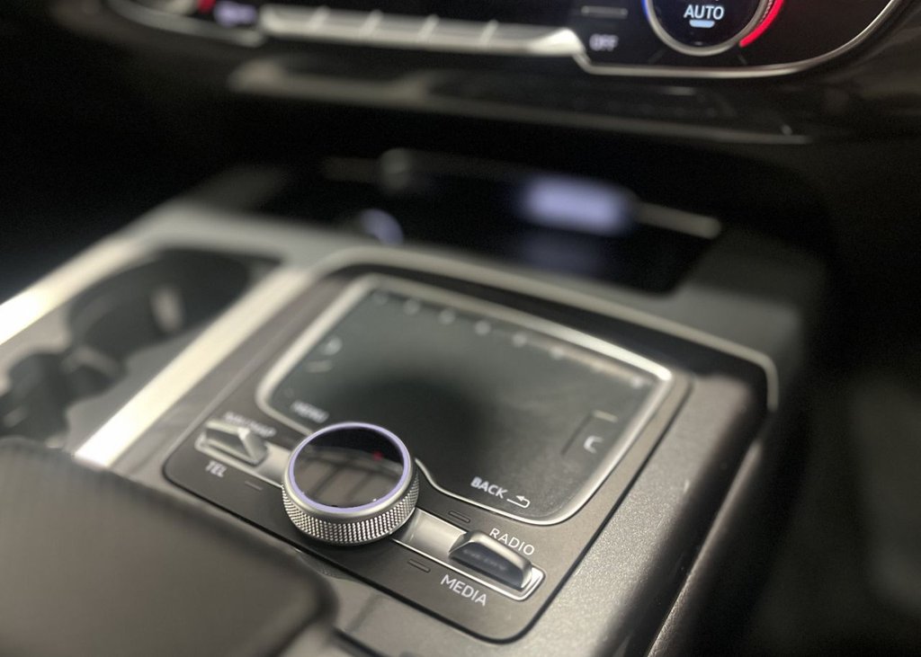 Used Audi Q7 2018 for sale - 78097079: Photo 35