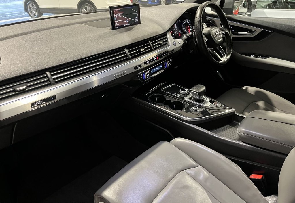 Used Audi Q7 2015 for sale - 77313495: Photo 16