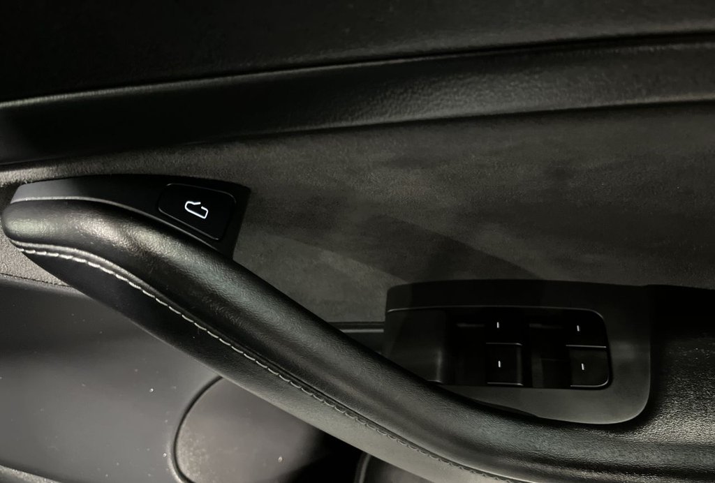 Used Tesla Model 3 2020 for sale - 78102772: Photo 12