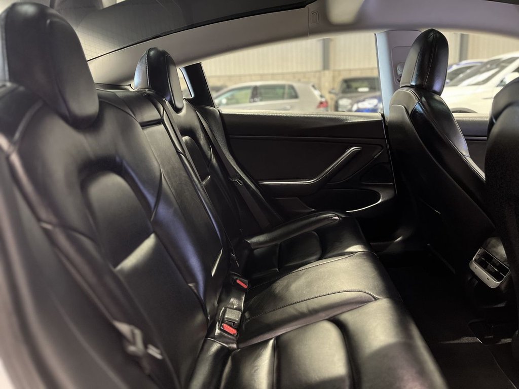 Used Tesla Model 3 2020 for sale - 78102772: Photo 35