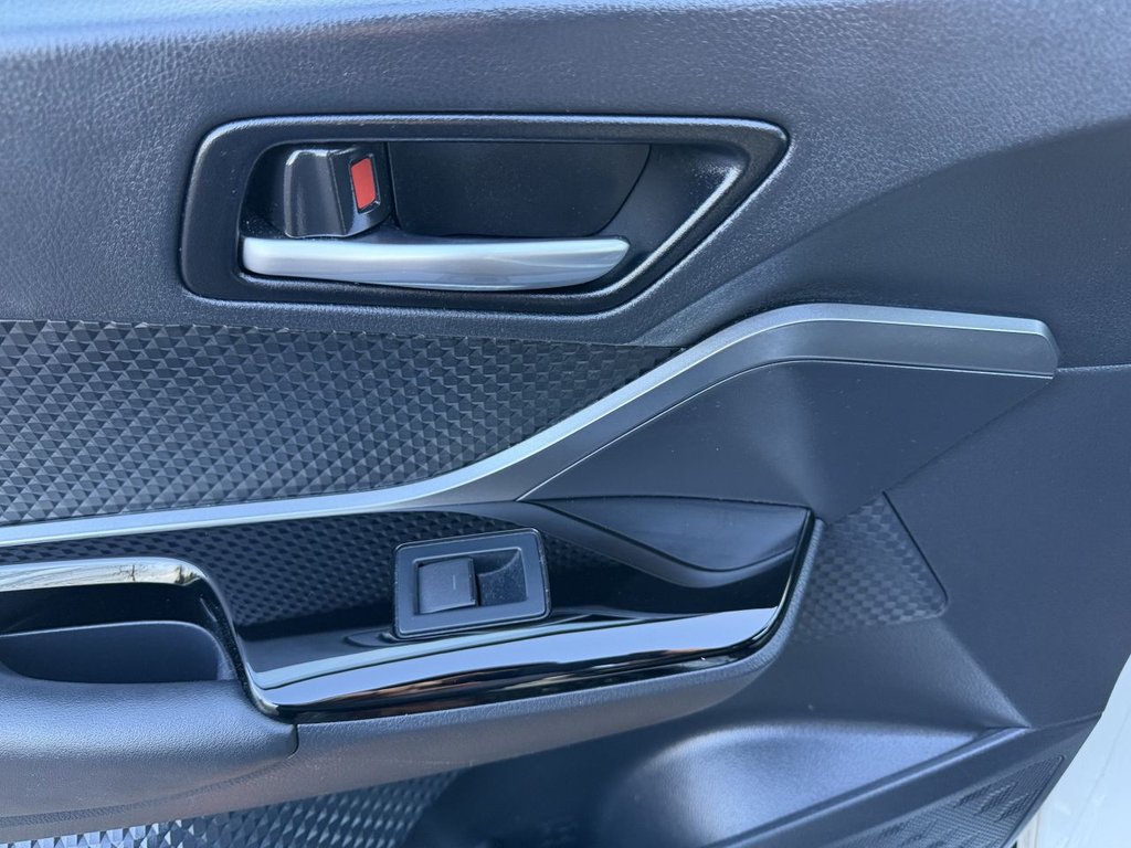 Used Toyota C-HR 2021 for sale - 76841347: Photo 19