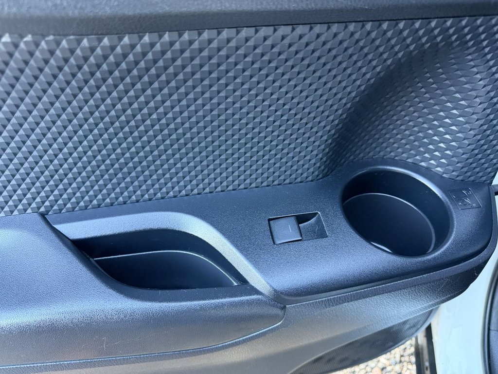 Used Toyota C-HR 2021 for sale - 76841347: Photo 27