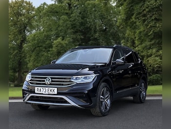 Used Volkswagen Tiguan Allspace 2023 for sale - 78263050: Photo