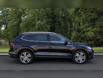 Used Volkswagen Tiguan Allspace 2023 for sale - 78263050: Photo