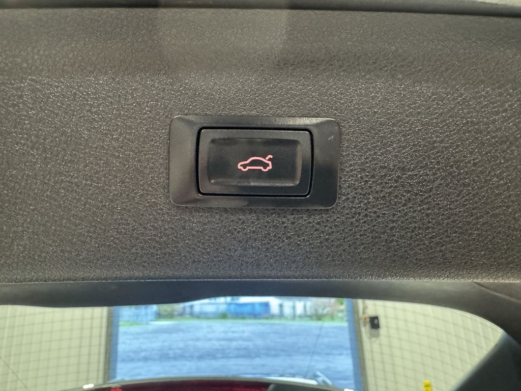 Used Audi Q3 2017 for sale - 76470352: Photo 32