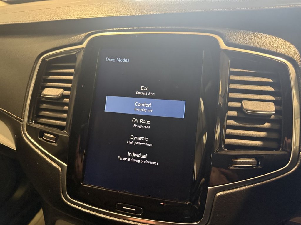 Used Volvo XC90 2017 for sale - 77010125: Photo 32