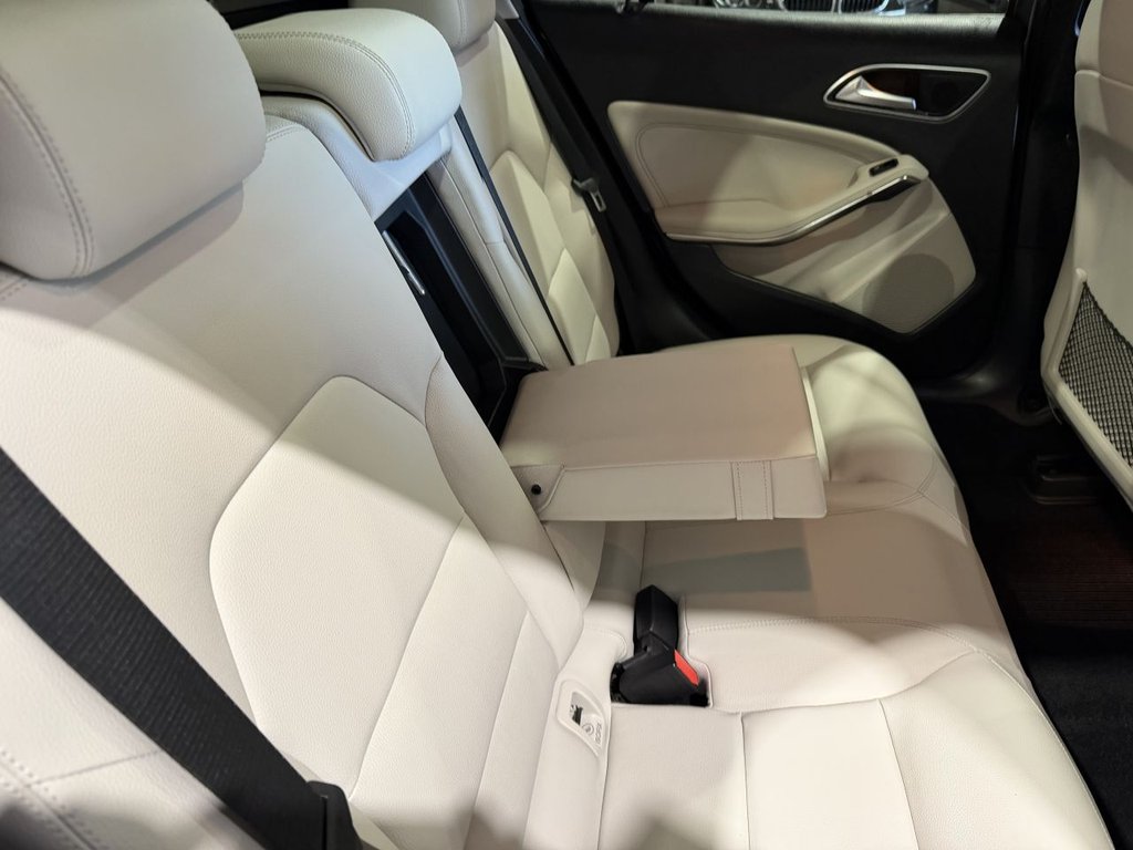 Used Mercedes-Benz GLA 2014 for sale - 76470223: Photo 16