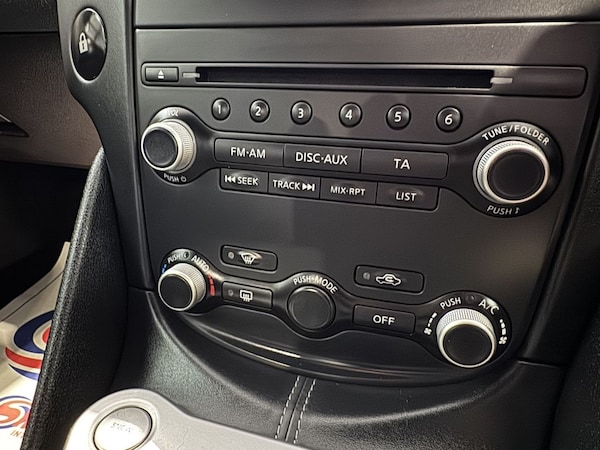 Used Nissan 370 Z 2011 for sale - 76185692: Photo 20