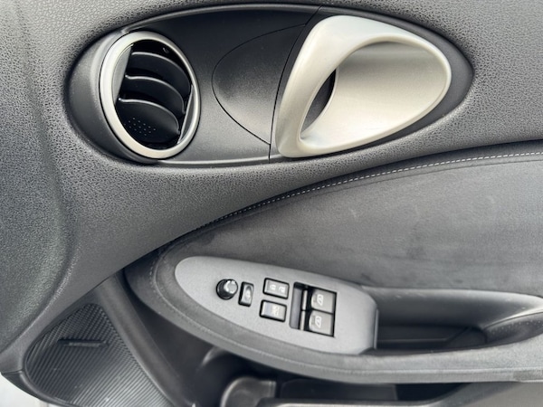 Used Nissan 370 Z 2011 for sale - 76185692: Photo 27