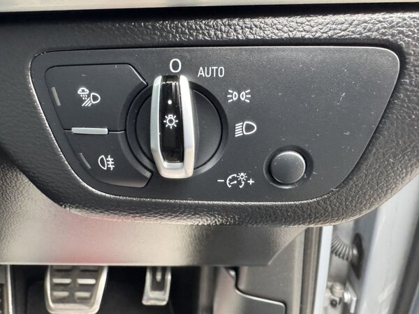 Used Audi Q5 2017 for sale - 76256440: Photo 37