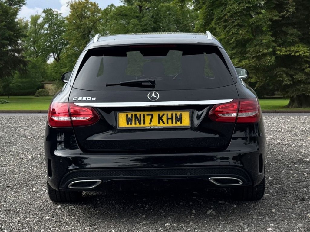 Used Mercedes-Benz C Class 2017 for sale - 76279610: Photo 4