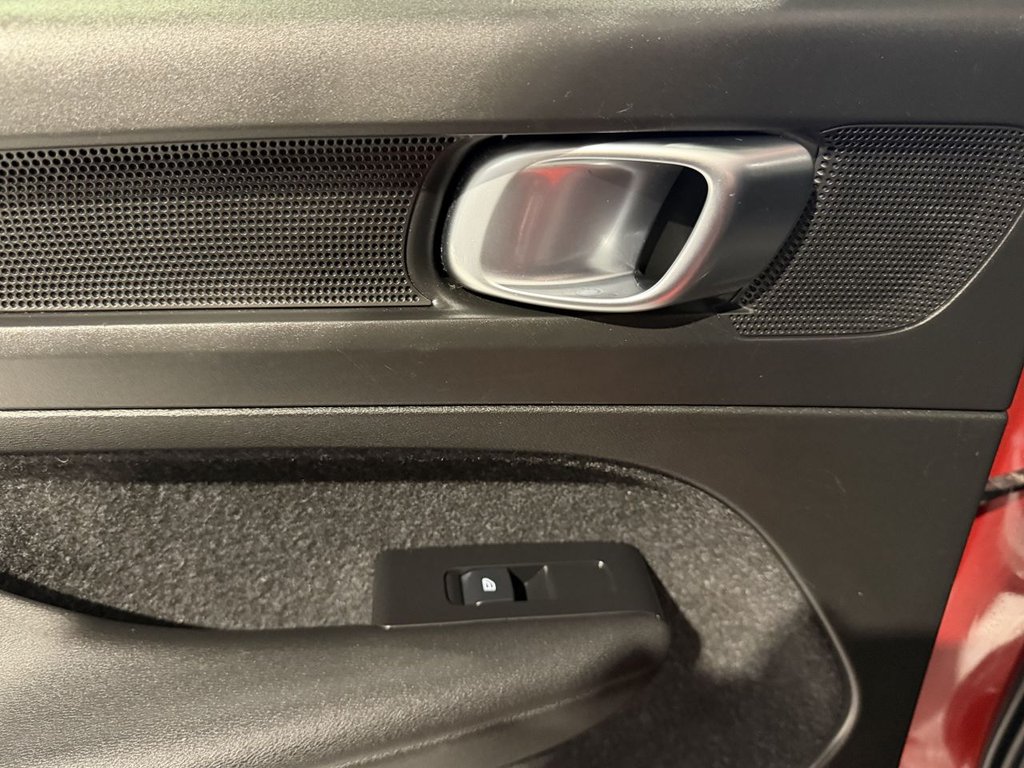 Used Volvo XC40 2020 for sale - 76848277: Photo 27