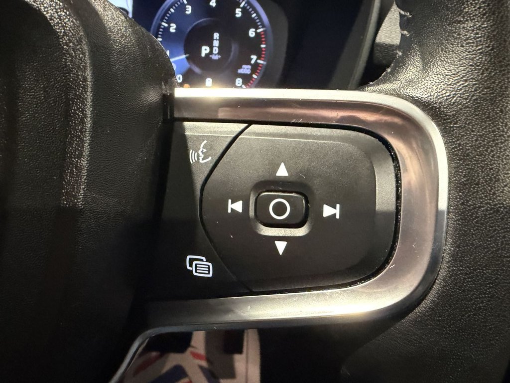 Used Volvo XC40 2020 for sale - 76848277: Photo 29