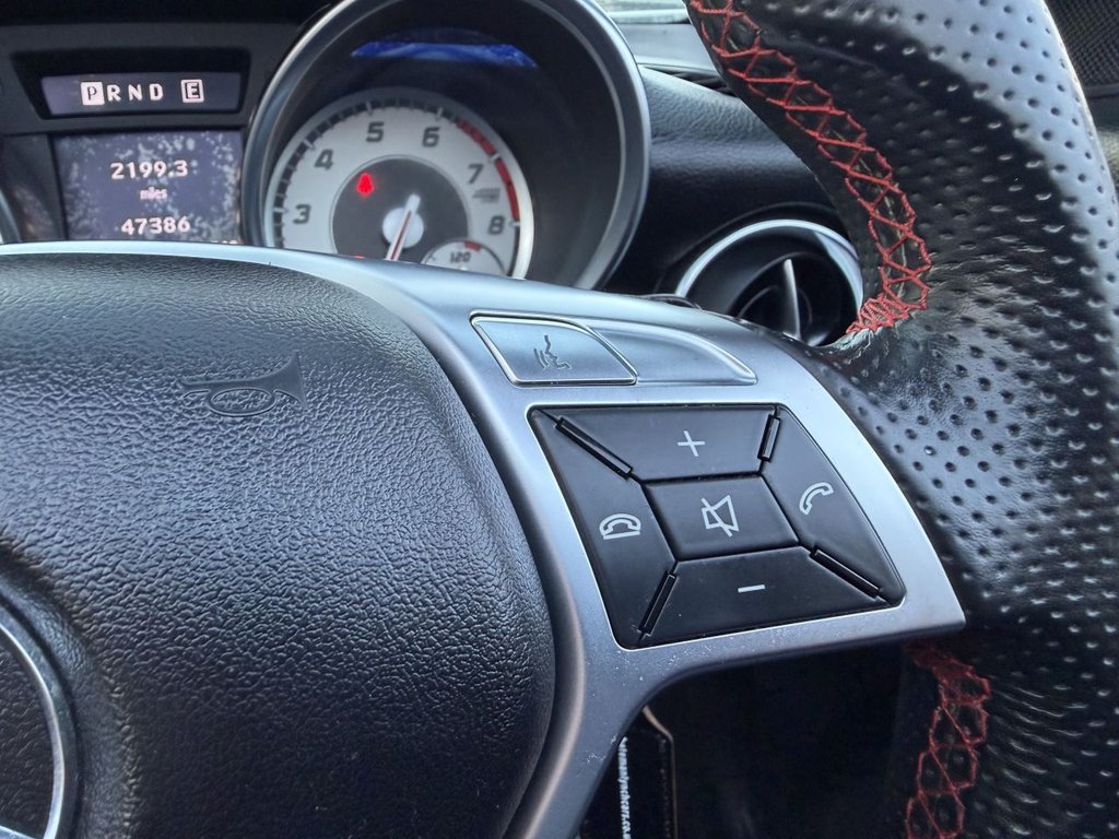 Used Mercedes-Benz SLK 2012 for sale - 77276177: Photo 25