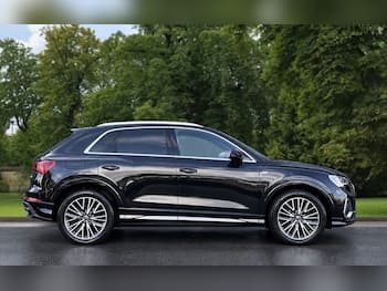 Used Audi Q3 2023 for sale - 79573881: Photo