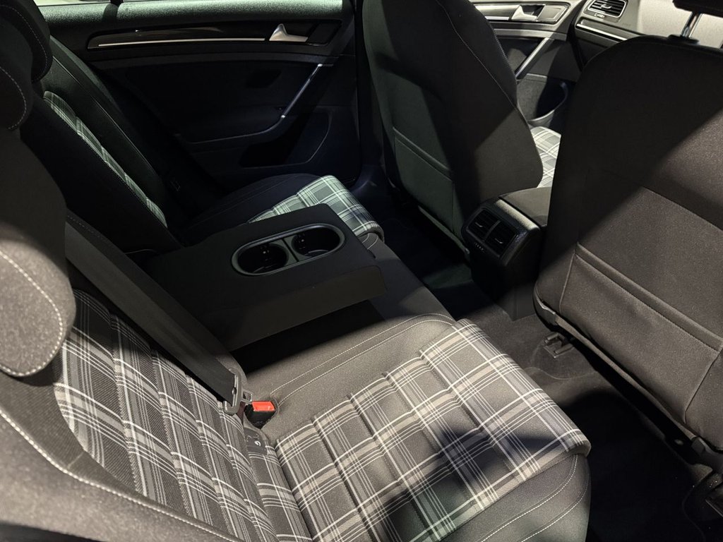 Used Volkswagen Golf 2016 for sale - 76470204: Photo 13