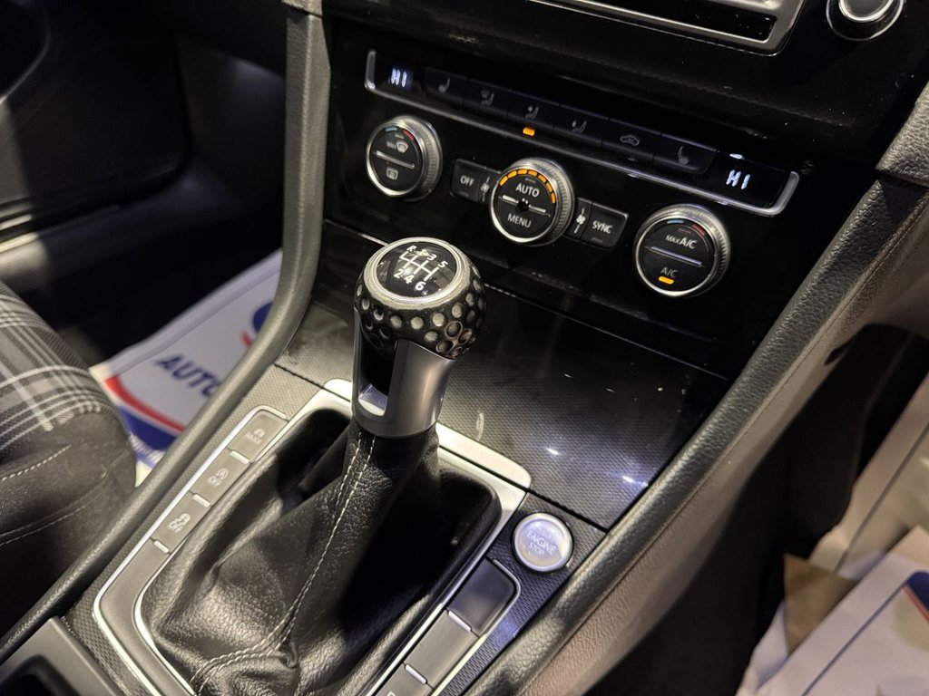 Used Volkswagen Golf 2016 for sale - 76470204: Photo 26