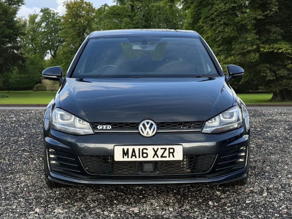 Used Volkswagen Golf 2016 for sale - 76470204: Photo 3