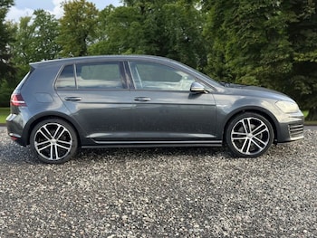 Used Volkswagen Golf 2016 for sale - 76470204: Photo