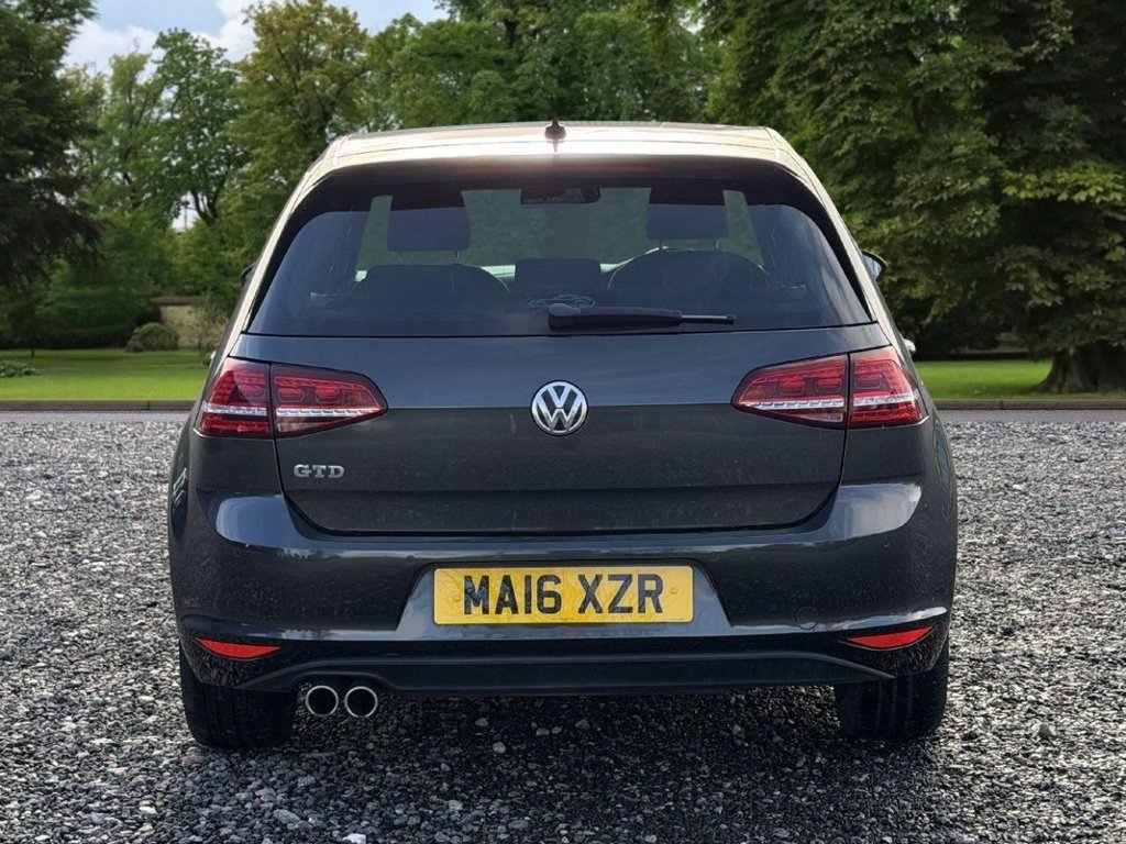 Used Volkswagen Golf 2016 for sale - 76470204: Photo 5