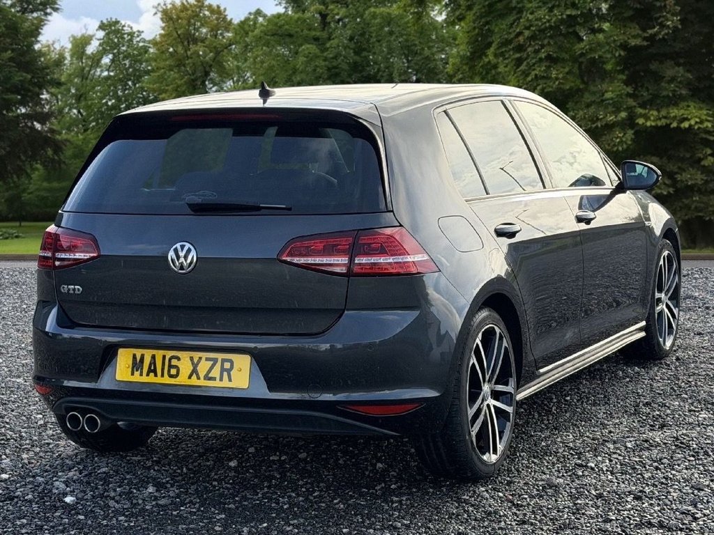 Used Volkswagen Golf 2016 for sale - 76470204: Photo 6
