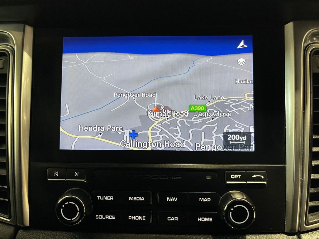 Used Porsche Macan 2018 for sale - 77560529: Photo 26