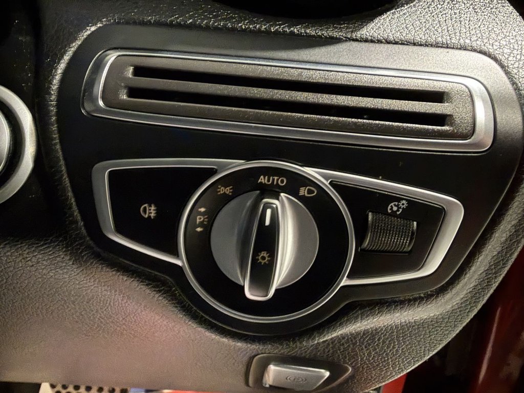 Used Mercedes-Benz GLC 2018 for sale - 76901036: Photo 30