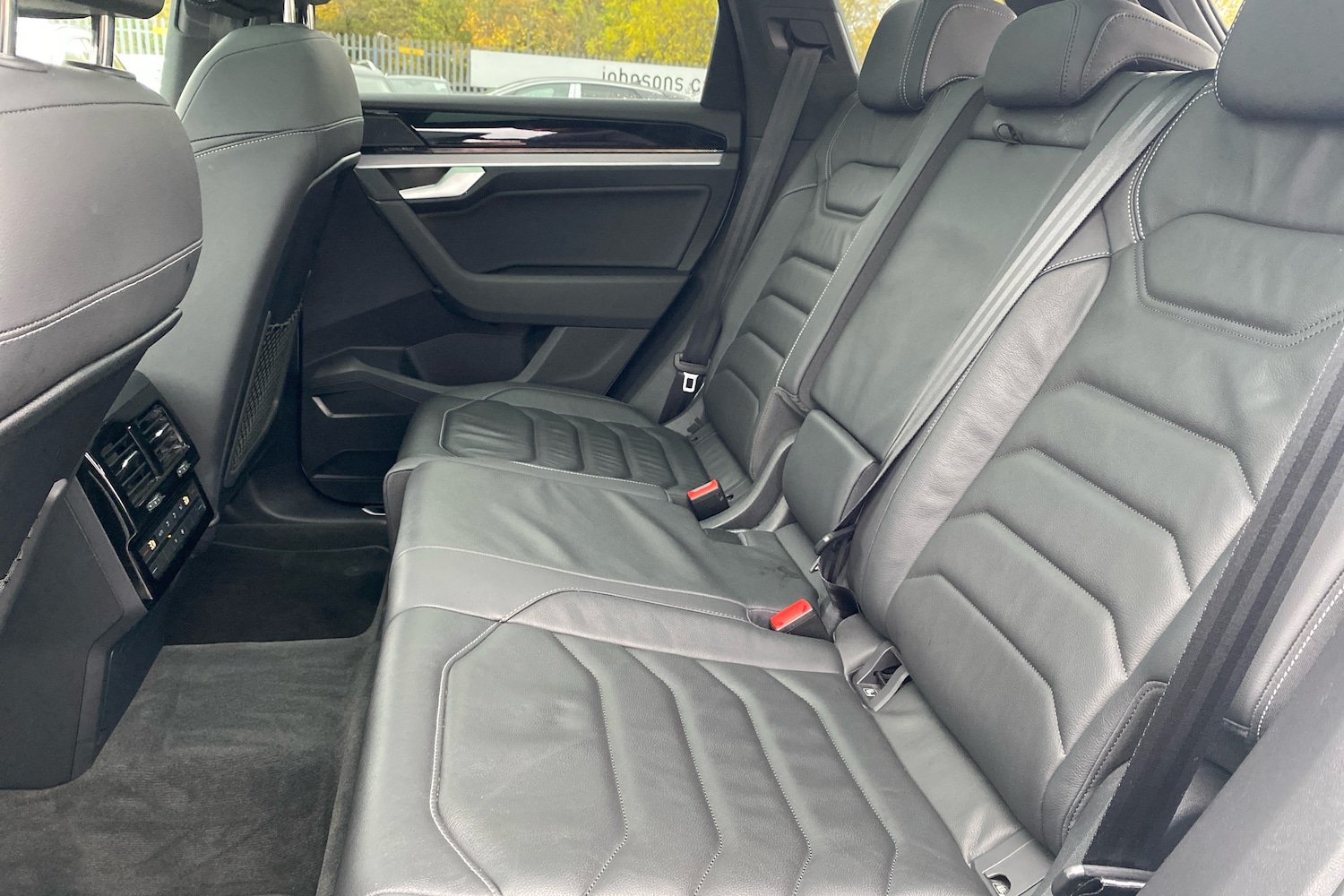 Used Volkswagen Touareg 2021 for sale - 76673904: Photo 11