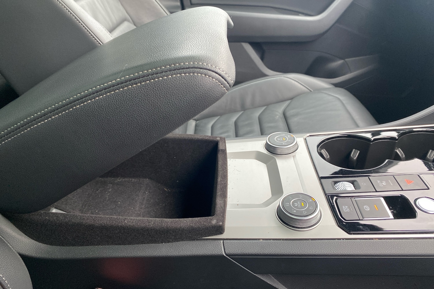 Used Volkswagen Touareg 2021 for sale - 76673904: Photo 22