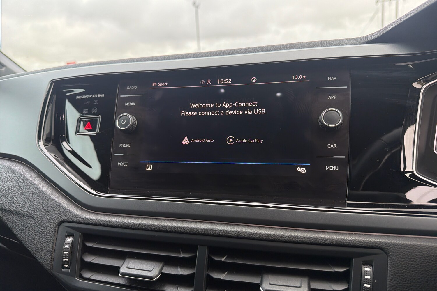 Used Volkswagen Taigo 2024 for sale - 76678236: Photo 21