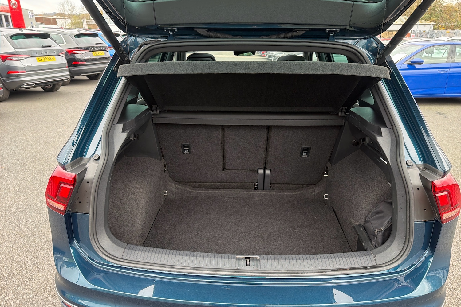 Used Volkswagen Tiguan 2023 for sale - 76676593: Photo 12