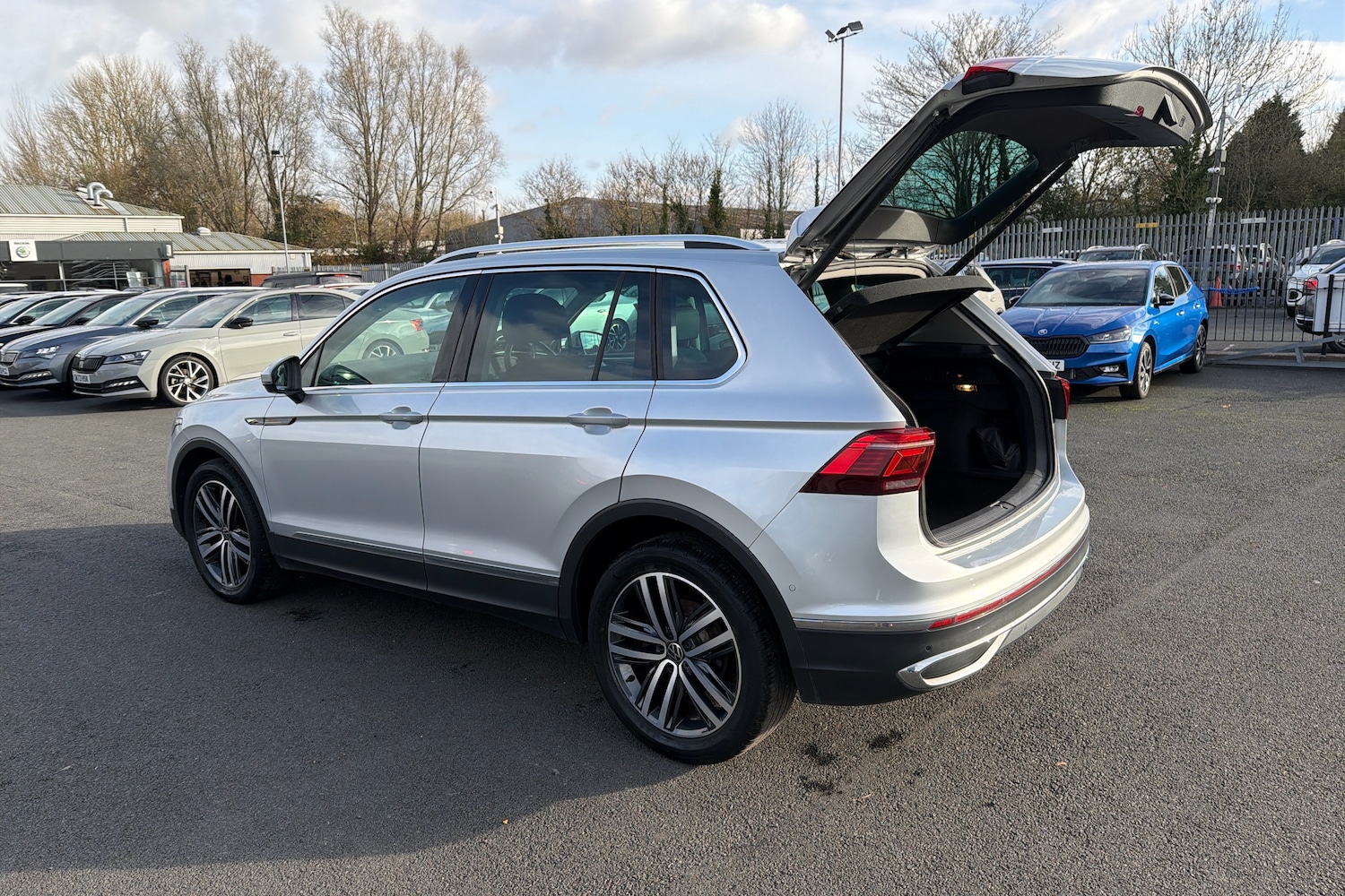 Used Volkswagen Tiguan 2021 for sale - 76674147: Photo 13