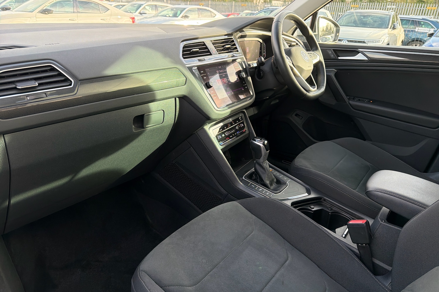 Used Volkswagen Tiguan 2021 for sale - 76674147: Photo 2