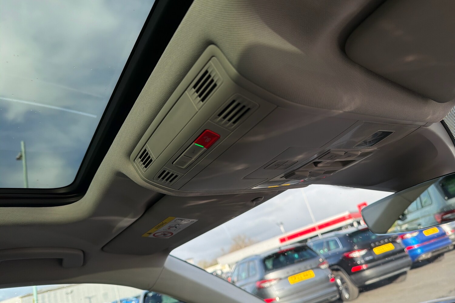 Used Volkswagen Tiguan 2021 for sale - 76674147: Photo 24