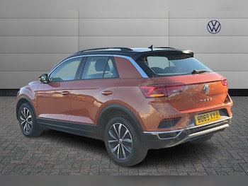 Used Volkswagen T-Roc 2019 for sale - 76673594: Photo