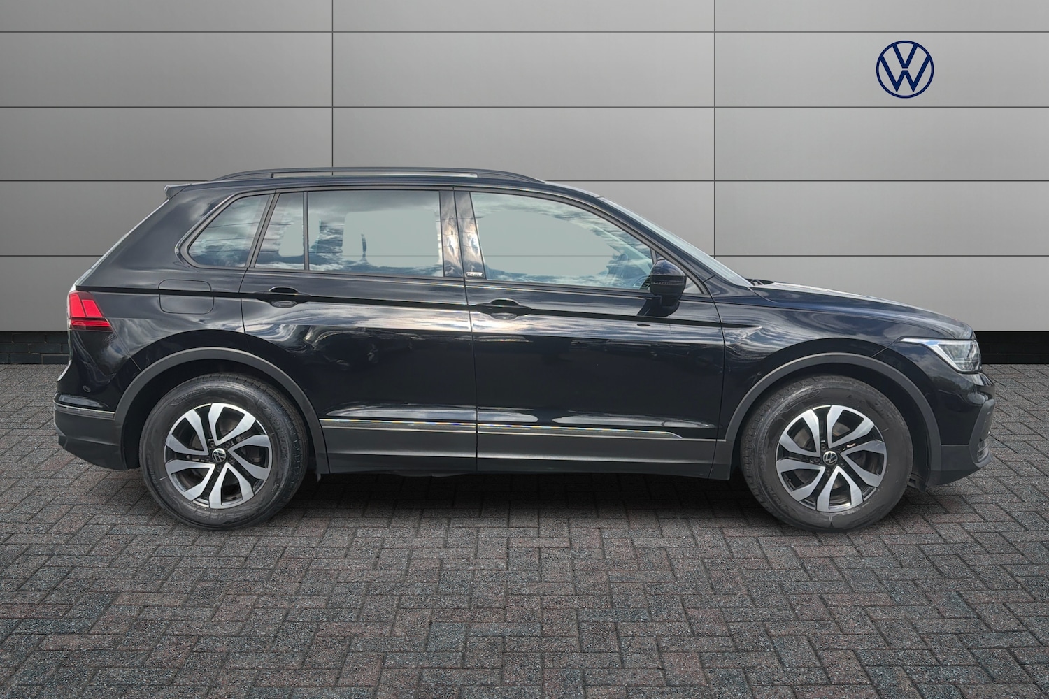 Used Volkswagen Tiguan 2022 for sale - 78175588: Photo 4