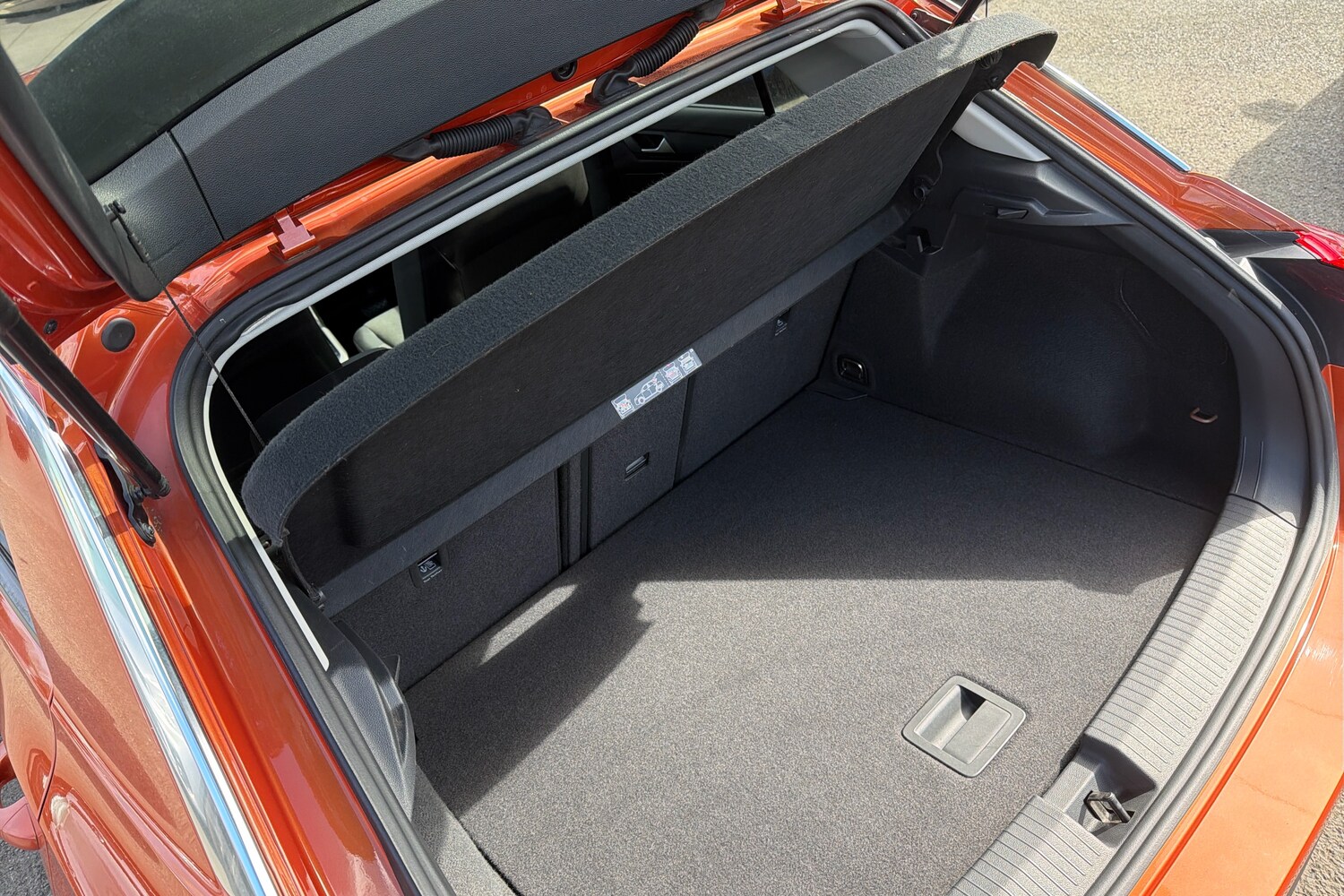 Used Volkswagen T-Roc 2021 for sale - 78027395: Photo 14