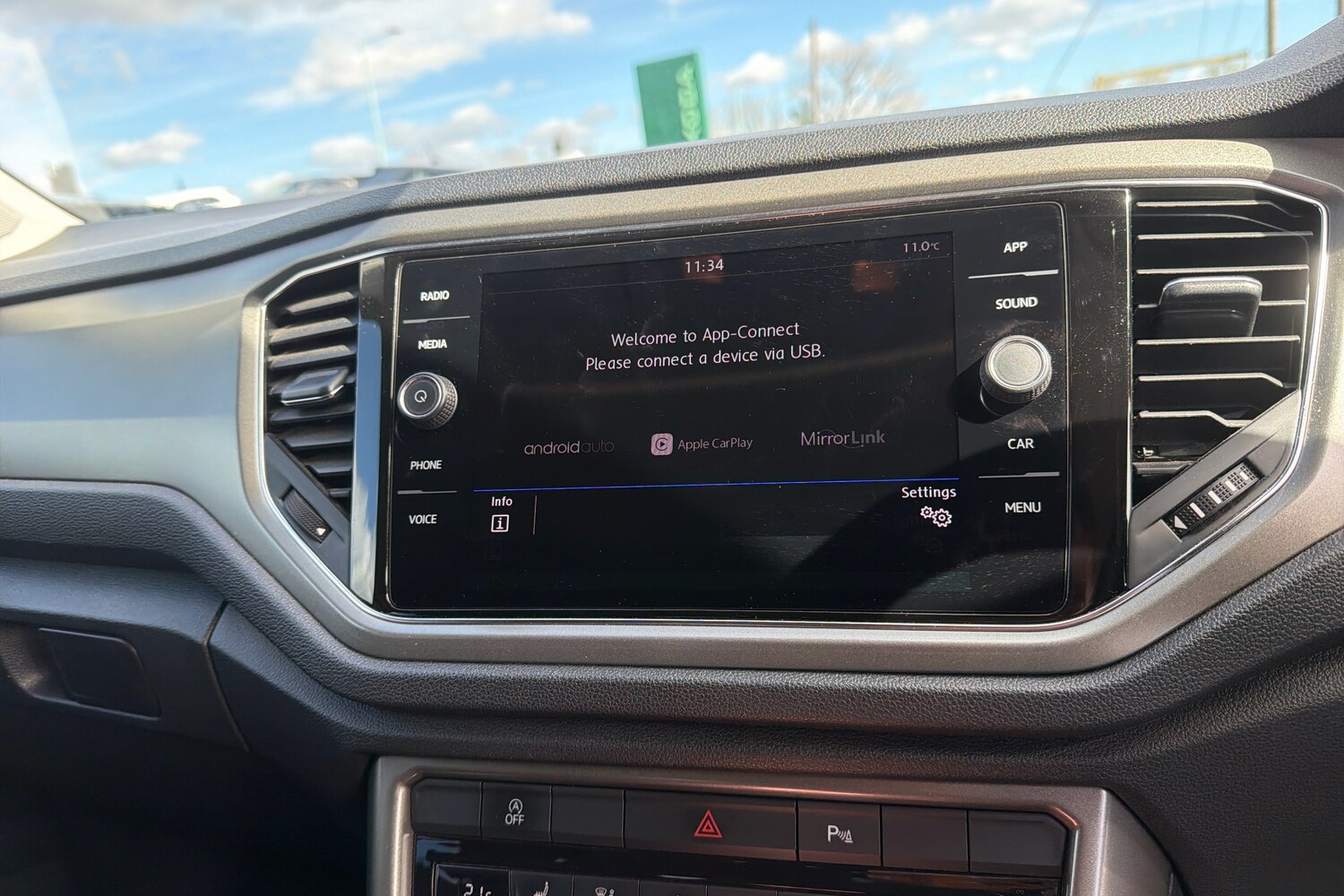 Used Volkswagen T-Roc 2021 for sale - 78027395: Photo 17