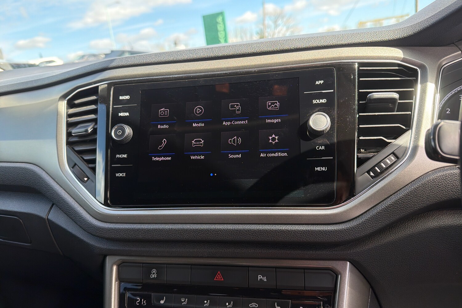 Used Volkswagen T-Roc 2021 for sale - 78027395: Photo 19