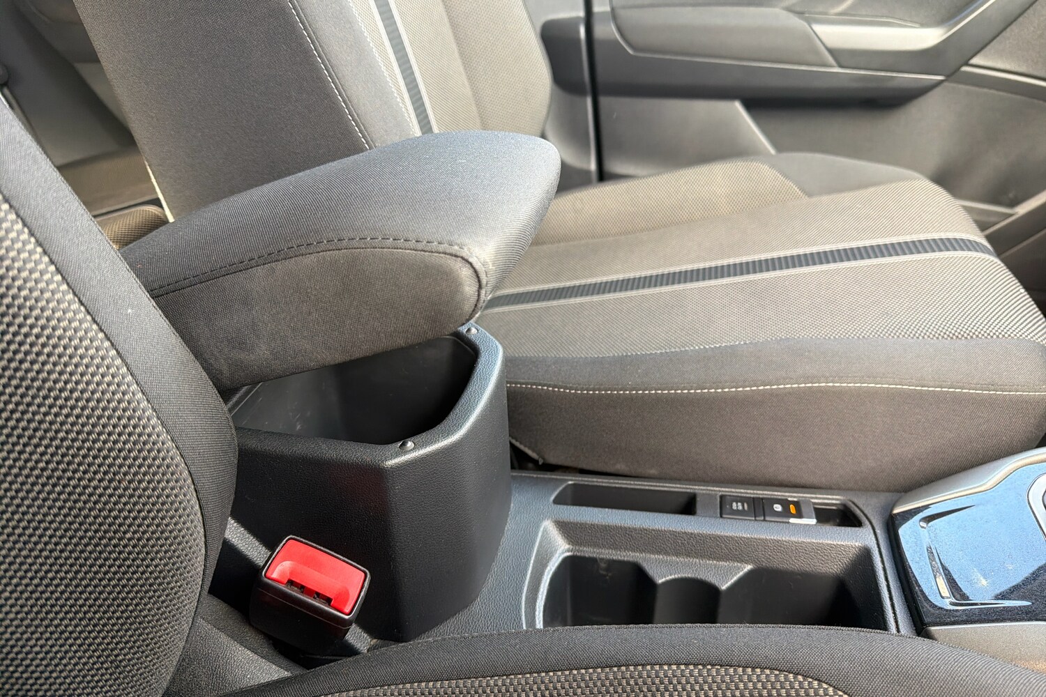 Used Volkswagen T-Roc 2021 for sale - 78027395: Photo 23