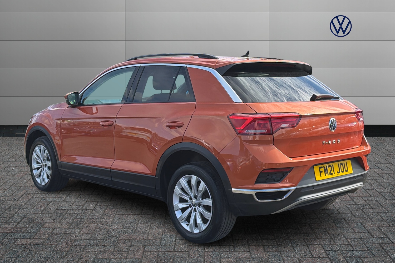 Used Volkswagen T-Roc 2021 for sale - 78027395: Photo 3