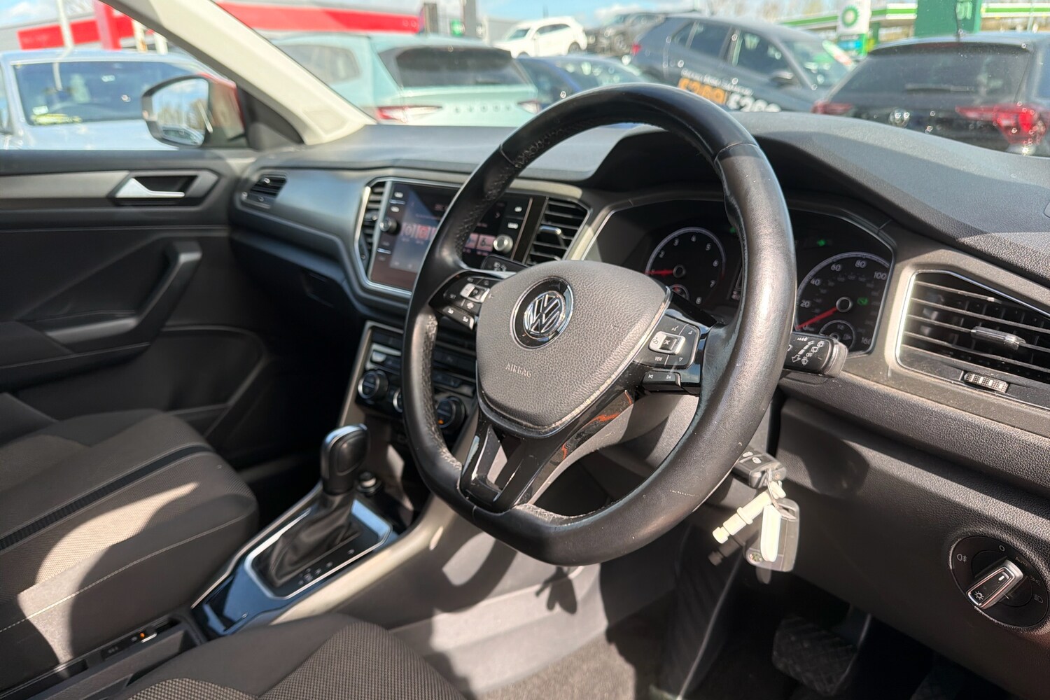 Used Volkswagen T-Roc 2021 for sale - 78027395: Photo 6