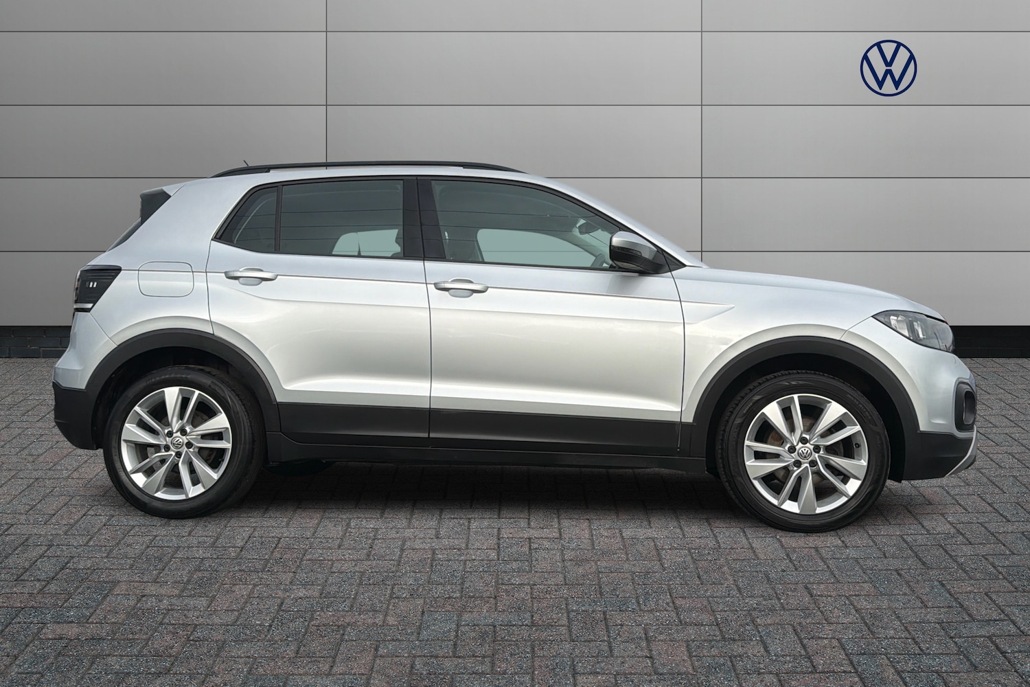 Used Volkswagen T-Cross 2019 for sale - 77755461: Photo 4