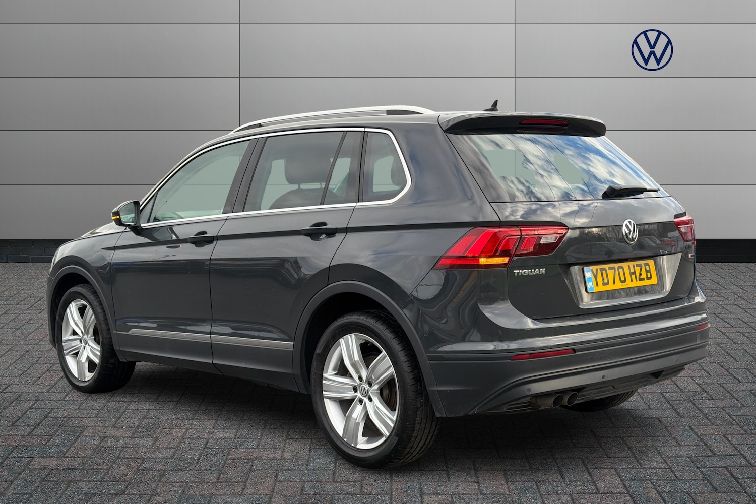 Used Volkswagen Tiguan 2020 for sale - 76680784: Photo 3