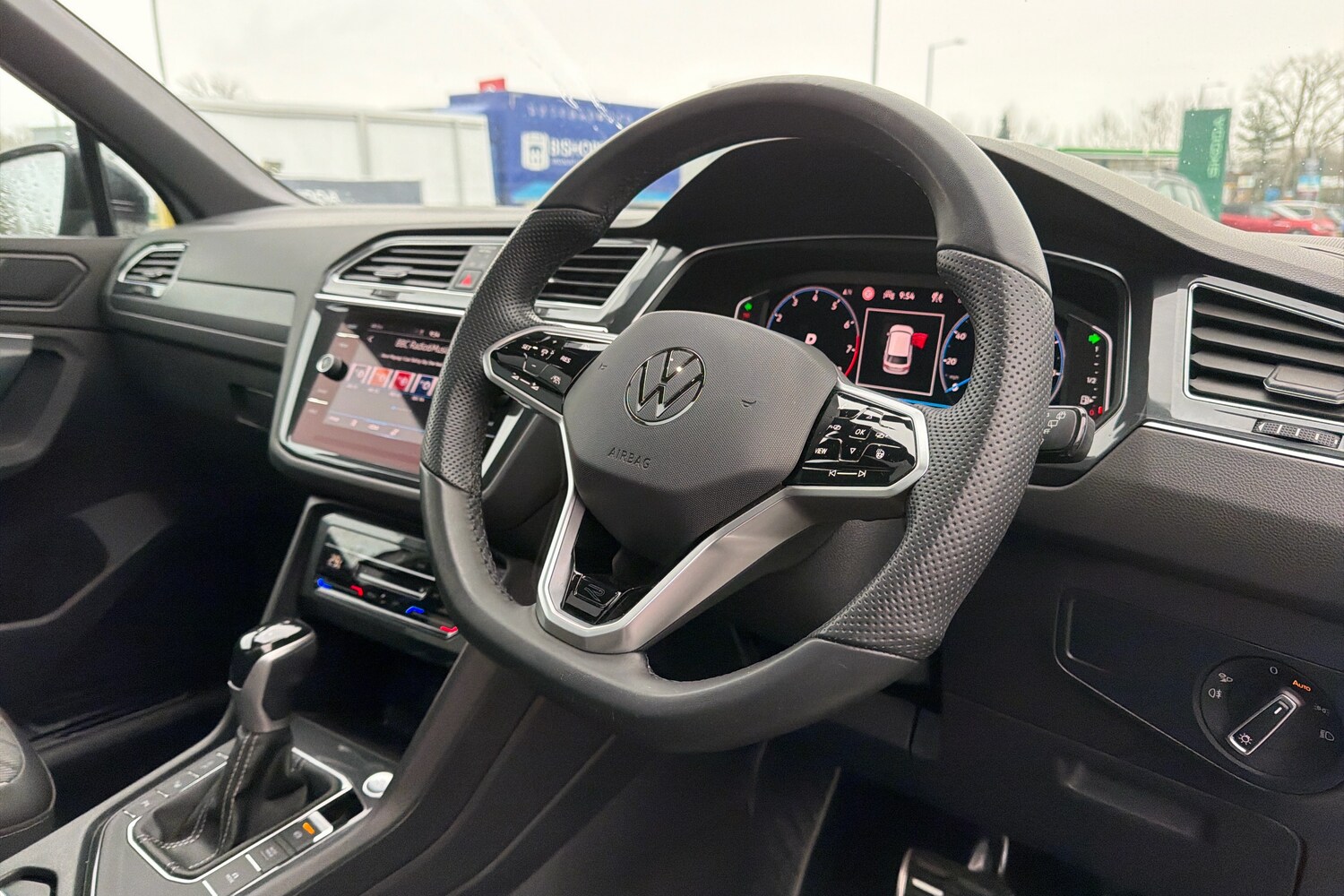 Used Volkswagen Tiguan 2024 for sale - 77687791: Photo 6